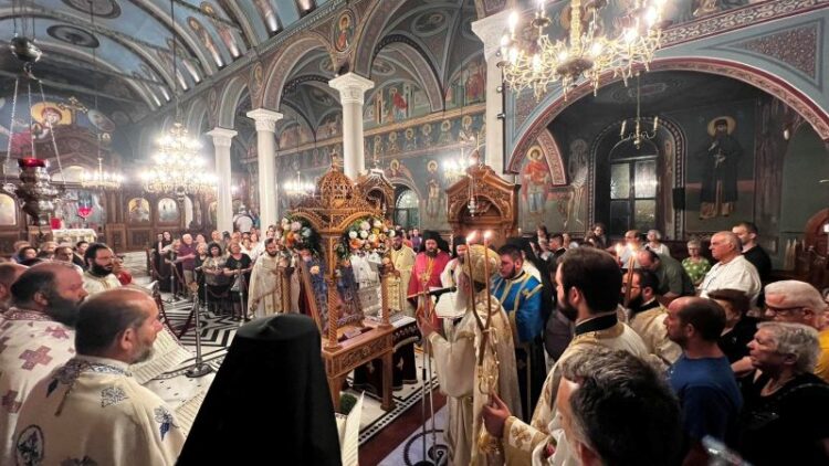 ΕΝΘΡΟΝΙΣΤΗΚΕ Η ΠΟΛΙΟΥΧΟΣ ΤΗΣ ΧΑΛΚΙΔΟΣ ΑΓΙΑ ΠΑΡΑΣΚΕΥΗ