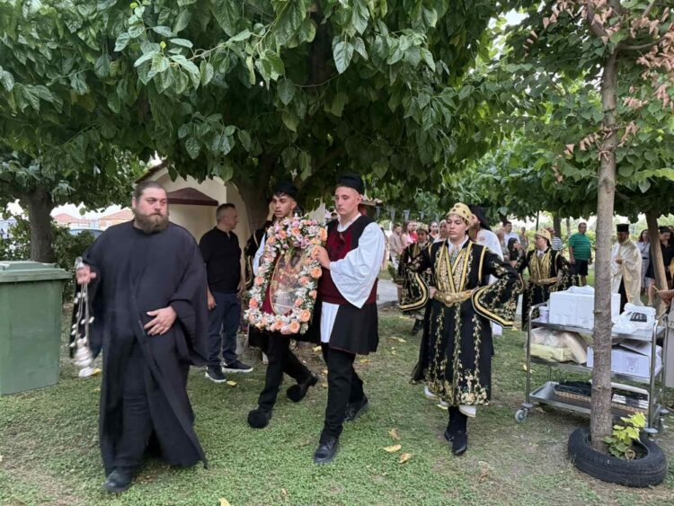 Ο Πανηγυρικός Εσπερινός της Αγίας Άννης στη Γλαύκη