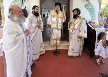 O Μητροπολίτης Παροναξίας στις Κατασκηνώσεις της Ιεράς Μητροπόλεως