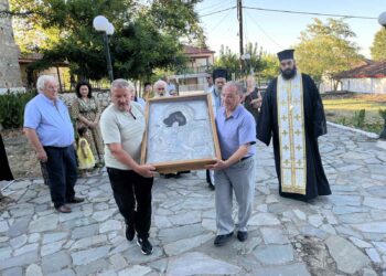 Υποδοχή της Ιεράς Εικόνος της Παναγίας Γλυκοφιλούσης στη Λοξάδα