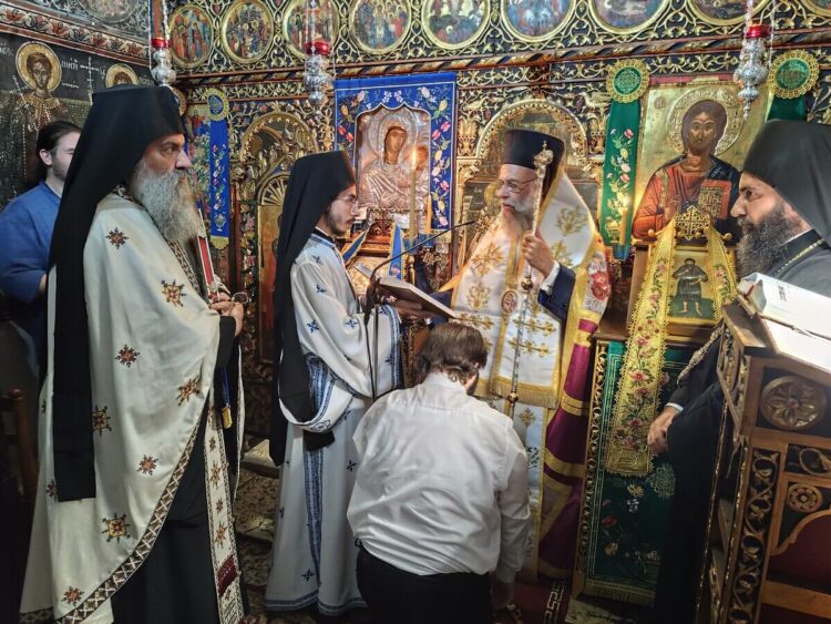 Μοναχική κουρά στην Ιερά Μονή Παναγίας Πελεκητής