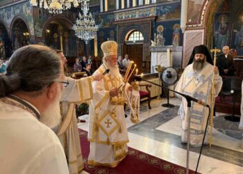 Στον Καθεδρικό Ναό λειτούργησε ο Τοποτηρητής της Ι.Μ. Κορίνθου