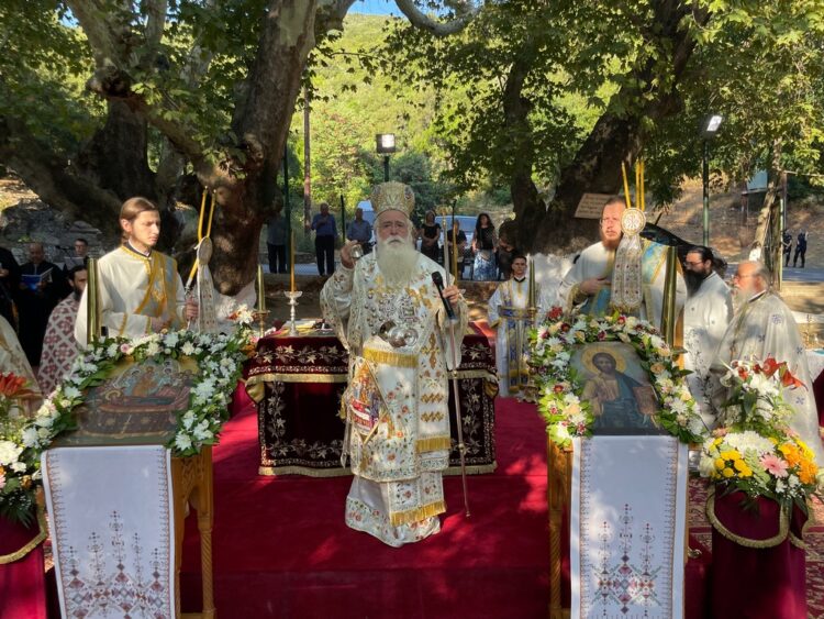 Μέγα πλήθος προσκυνητών στο Μοναστήρι της Παναγίας Ξενιάς