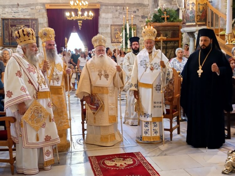 Παρουσία του ΠτΔ ο εορτασμός στην Εκατονταπυλιανή της Πάρου