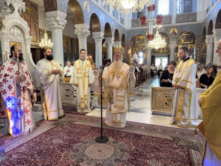 Συγκίνηση στον Ναό των Αγίων Κωνσταντίνου και Ελένης Βόλου