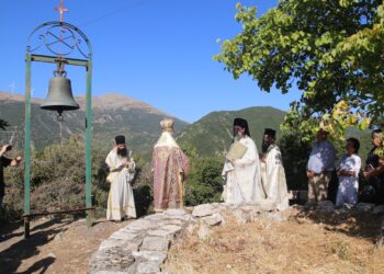 Πρώτη Ἀρχιερατική θεία Λειτουργία στήν Ἱερὰ Μονὴ Φιλοθέου Νεοκάστρου Ναυπακτίας