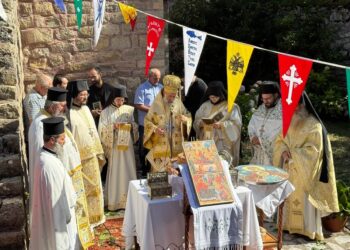 Όρθρος και Θεία Λειτουργία στην Ι.Μ. Γενεσίου της Θεοτόκου Πετρίλου