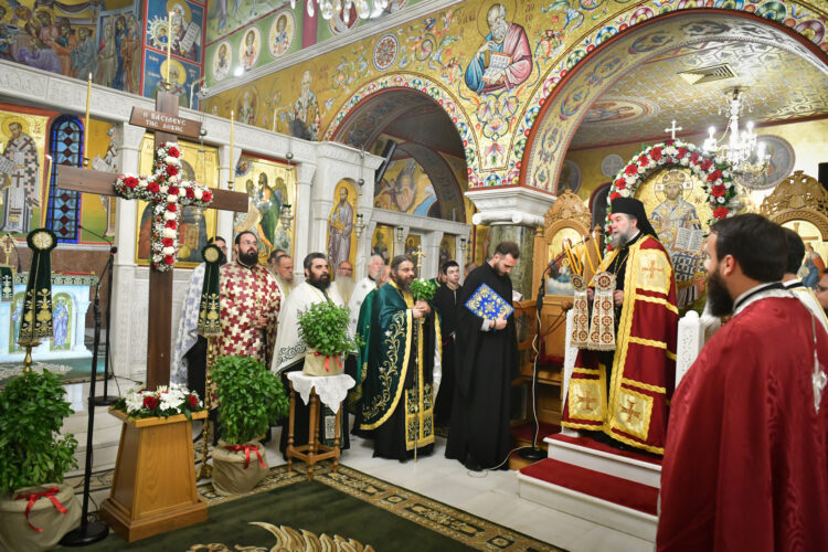 Σερρών Θεολόγος: «Ὁ Σταυρός σου Κύριε, ζωὴ καὶ ἀνάστασις ὑπάρχει τῷ λαῷ σου!»