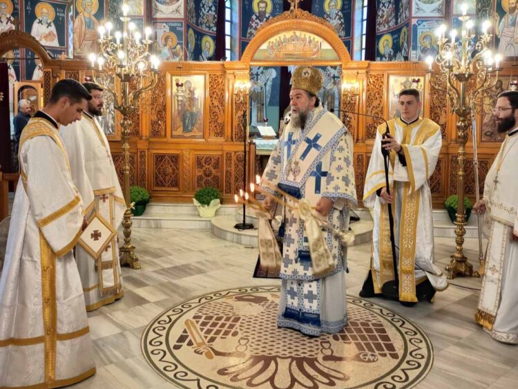 Ο Σερρών Θεολόγος στην ενορία των παιδικών του χρόνων