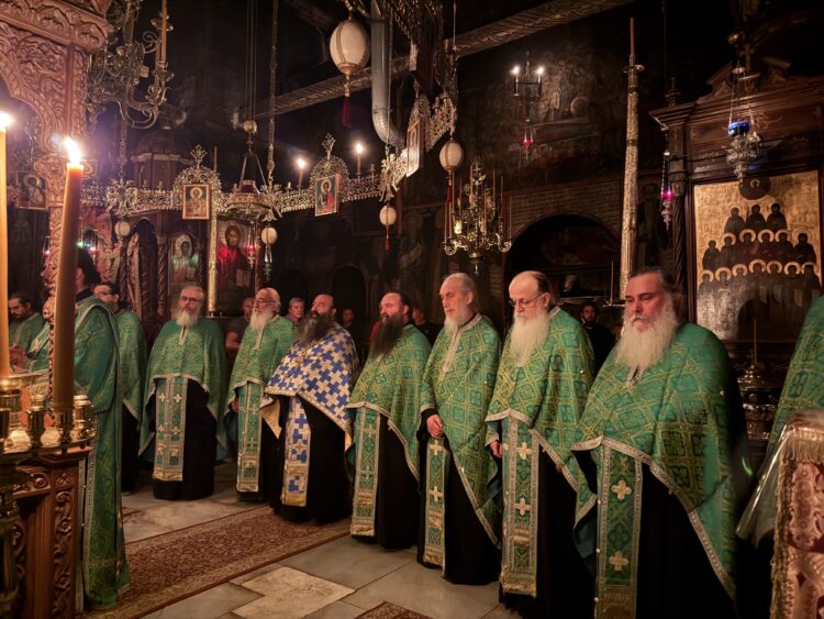 Μεγαλοπρεπής πανήγυρις της Ύψωσης του Τιμίου Σταυρού στη Σκήτη Αγίας Άννης του Αγίου Όρους