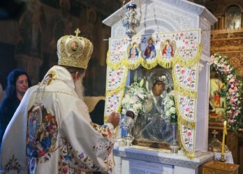 Φθιώτιδος Συμεών: «Η Παναγία Δαμάστα δαμάζει τις θλίψεις και ό,τι μας πνίγει»