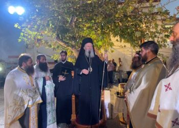 ΜΗΤΡΟΠΟΛΙΤΗΣ ΧΑΛΚΙΔΟΣ ΧΡΥΣΟΣΤΟΜΟΣ: Η ΚΑΤΑ ΘΕΟΝ ΣΟΦΙΑ ΓΕΝΝΑ ΤΗΝ ΤΕΛΕΙΩΣΗ