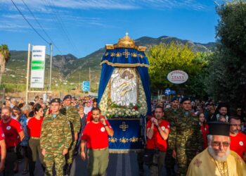 Η Καλαμάτα υποδέχθηκε την Παναγία την Δημιοβίτισσα