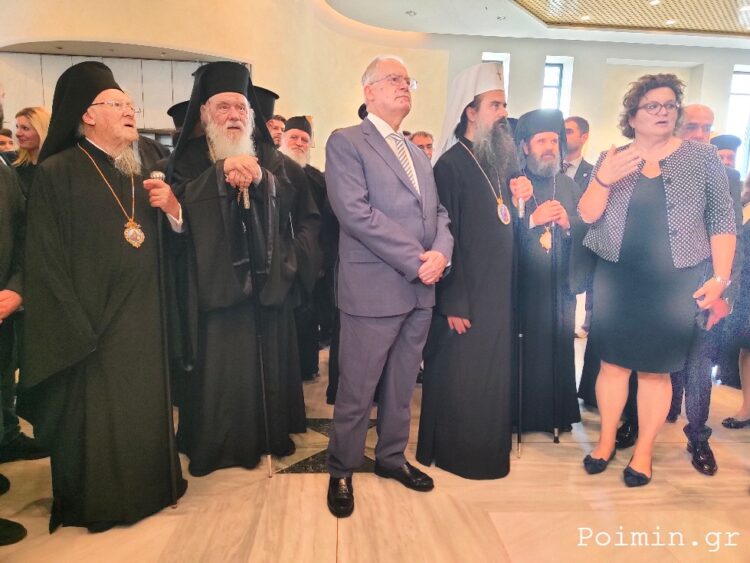 Παρουσία Οικ. Πατριάρχη, Αρχιεπισκόπου Ιερωνύμου και Προέδρου της Δημοκρατίας τα εγκαίνια της έκθεσης για τον Μυροβλύτη Άγιο Δημήτριο