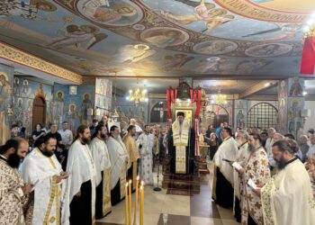 «Σοφία προσπέσωμεν, αδελφοί, Ελπίδι και Πίστει και Αγάπη…»