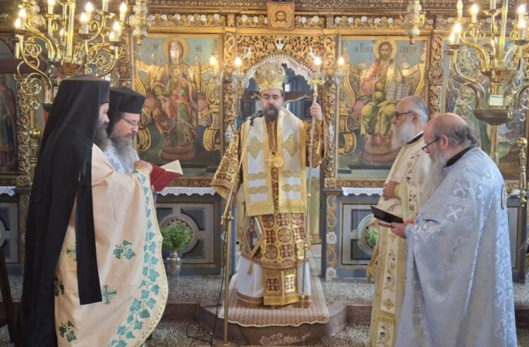 Θεία Λειτουργία στον Ι.Ν. Αγίας Βαρβάρας Μαυροχωρίου και Μνημόσυνο των δύο νέων