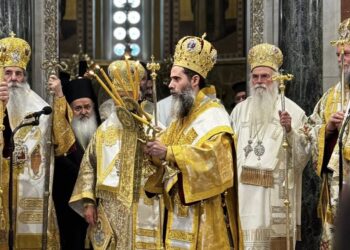 Πλημμύρισε από «Άξιος» ο Καθεδρικός! – Η Χειροτονία του Θεοφ. Επισκόπου Χριστουπόλεως