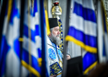 «Κλείσε μέσα στην καρδιά σου την Ελλάδα και θα νιώσεις κάθε είδους μεγαλείο!