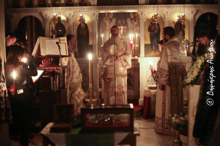 «Δεν αλλάζει ο κόσμος από τον καναπέ»