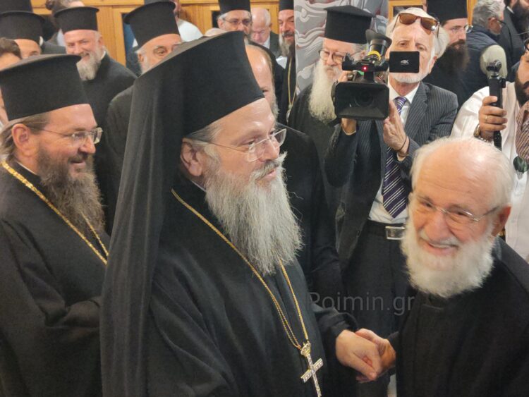 Χαρμόσυνα χτύπησαν οι καμπάνες στο χωριό του νέου Επισκόπου Επιδαύρου