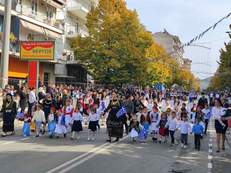 Με λαμπρότητα εορτάστηκαν τα Ελευθέρια της πόλεως των Γρεβενών και η Σύναξη Πάντων των εν Γρεβενοῖς Αγίων