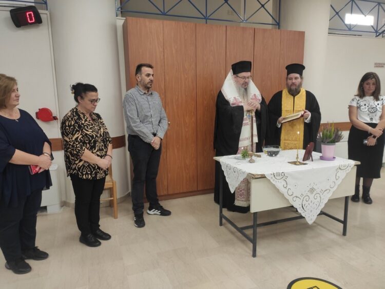 Αγιασμό στη Διεύθυνση Μεταφορών-Μηχανολογικό Λάρισας