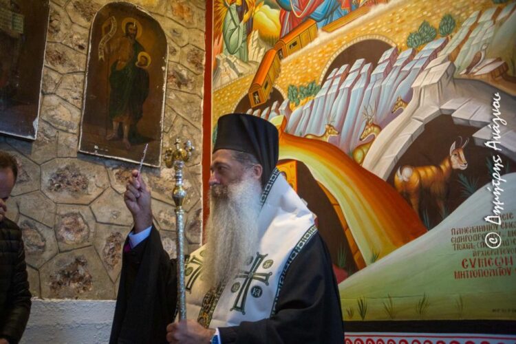 Οι σιδηροδρομικοί, το Θαύμα της Παναγίας και το ταξίδι με την Δρεζίνα του Σεβασμιωτάτου