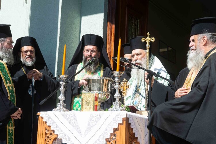 Οι Μητροπολίτες Σπάρτης και Μεσσηνίας στα εγκαίνια του ανακαινισμένου σχολείου της Βαλύρας Μεσσηνίας