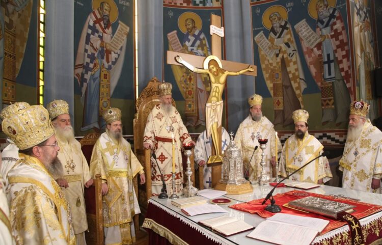 Τά ὀνομαστήρια τοῦ Μητροπολίτου Ναυπάκτου Ἱεροθέου