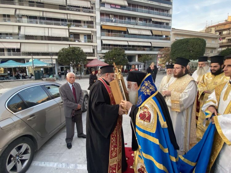 Υποδοχή Παναγίας Τρικεριώτισσας στον Μητροπολιτικό Ναό του Βόλου