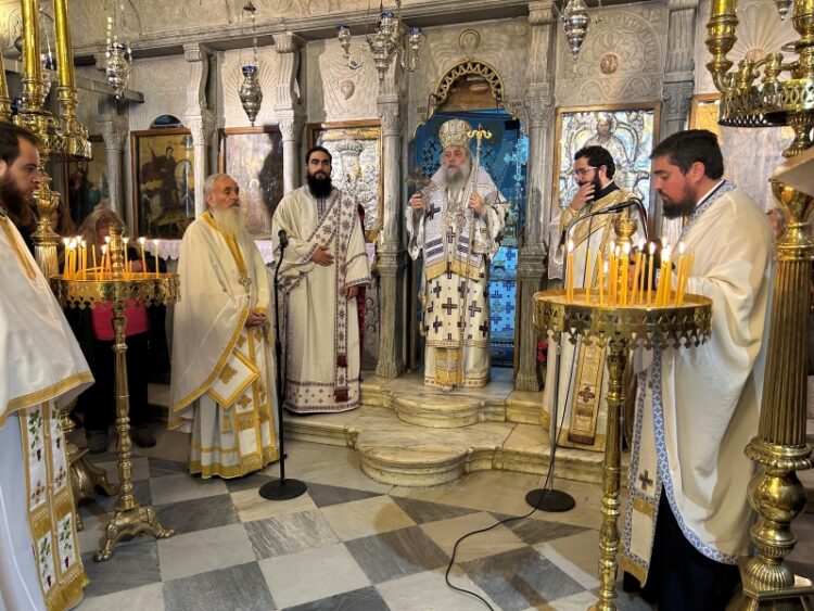 Ο Μητρ. Παροναξίας Καλλίνικος στο Φιλώτι της Νάξου
