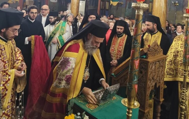 Υποδοχή ιερών λειψάνων των αγίων νεοφανών μαρτύρων Ραφαήλ, Νικολάου και Ειρήνης στον Ι.Ν. Αγίας Παρασκευής Καρδίτσης