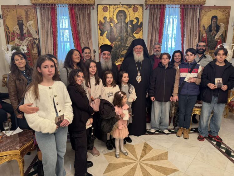 ΤΑ «ΧΡΟΝΙΑ ΠΟΛΛΑ» ΣΤΟΝ ΜΗΤΡΟΠΟΛΙΤΗ ΚΕΡΚΥΡΑΣ