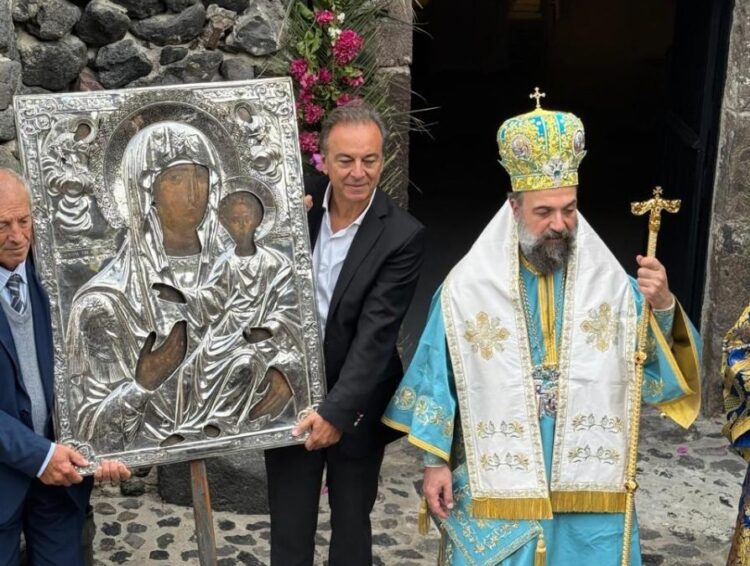 Η εορτή των Εισοδίων της Θεοτόκου στη Σαντορίνη