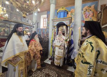 Ο Μητροπολίτης Ιερισσού την Ενορία Αγίου Δημητρίου Γεροπλατάνου