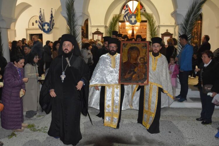 Ξεκίνησαν οι λατρευτικές εκδηλώσεις προς τιμήν της Παναγίας της Χρυσοπολίτισσας στη Νάξο