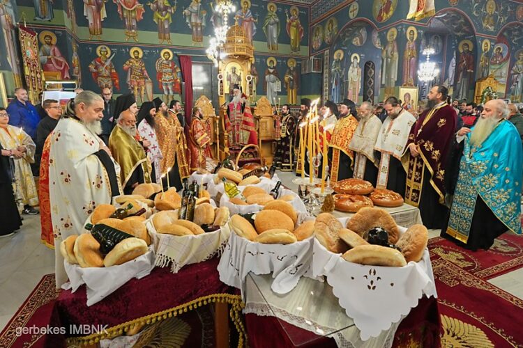 Πανηγυρικός Αρχιερατικός Εσπερινός στον Ι. Ναό Αγίου Μηνά Ναούσης