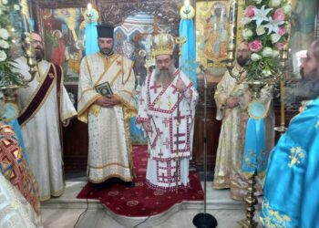 Εἴσοδος εἰς τά Ἅγια τῶν Ἁγίων γιά νέον Διάκονον στήν Ἱ. Μ. Χίου