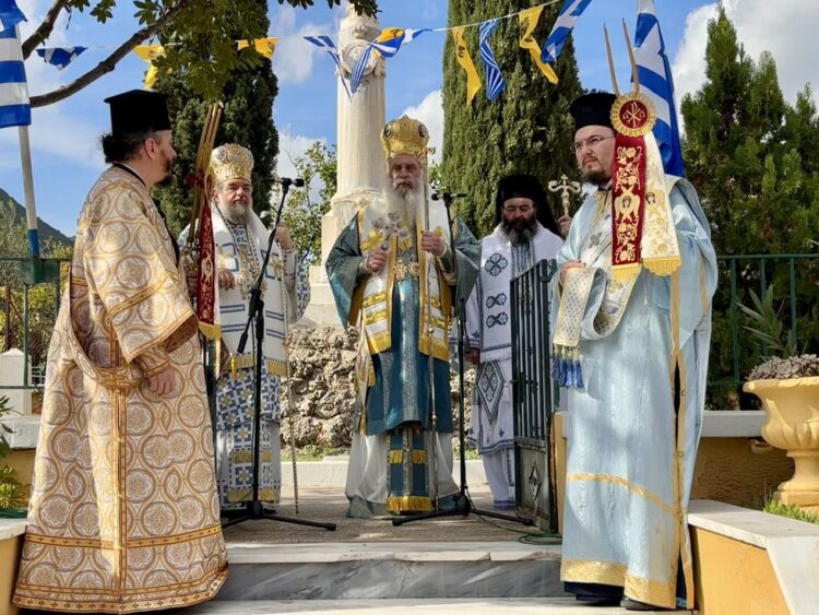 Το Λεωνίδιο έκλινε ευλαβικό το γόνυ στην Παναγία Έλωνα