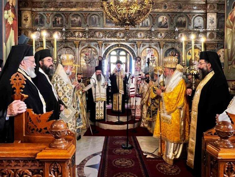 ΑΡΧΙΕΡΑΤΙΚΟ ΣΥΛΛΕΙΤΟΥΡΓΟ ΣΤΗ ΓΕΝΕΤΕΙΡΑ ΤΟΥ ΜΗΤΡΟΠΟΛΙΤΟΥ ΧΑΛΚΙΔΟΣ