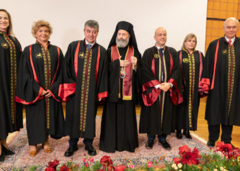 Ο Αρχιεπίσκοπος Αυστραλίας Μακάριος ανακηρύχθηκε Επίτιμος Διδάκτορας του Πανεπιστημίου Θεσσαλίας