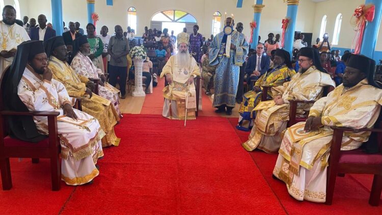 Πολυαρχιερατικά Εγκαίνια και Χειροτονία στην Βόρεια Ουγκάντα