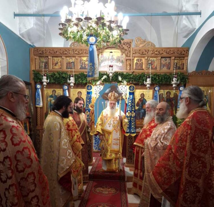 Λαμπρός ὁ ἑορτασμός τοῦ ἐν Ἁγίοις πατρός ἡμῶν Σπυρίδωνος τοῦ θαυματουργοῦ στήν Ι.Μ. Σάμου