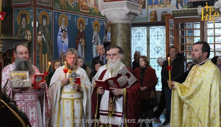 Η αρχαιοπρεπής Λειτουργία Αγίου Ιακώβου Αδελφοθέου στην Άρτα