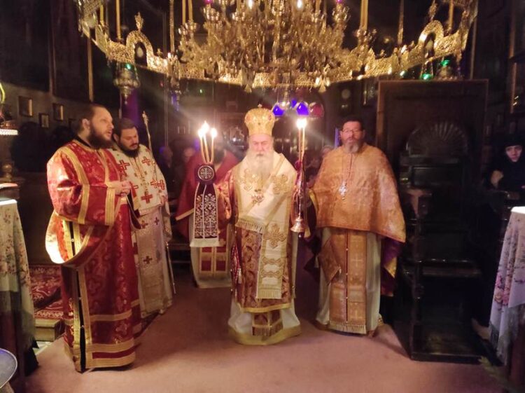 ΣΤΗ ΔΕΥΤΕΡΗ ΠΑΝΗΓΥΡΗ ΤΗΣ ΑΝΔΡΩΑΣ Ι. ΜΟΝΗΣ ΑΝΑΣΤΑΣΕΩΣ ΧΡΙΣΤΟΥ ΣΤΟ ΛΟΥΤΡΑΚΙ ΛΕΙΤΟΥΡΓΗΣΕ Ο ΜΗΤΡ. ΚΟΡΙΝΘΟΥ