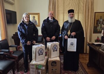 Δέματα παρέδωσε η Αστυνομική Διεύθυνση Αλεξανδρούπολης στην Μητρόπολή