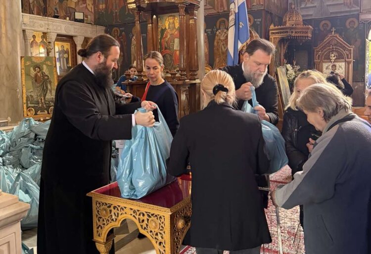 Δέματα Αγάπης από την Ιερά Μητρόπολη Ν. Ιωνίας