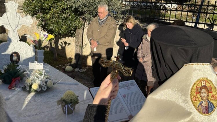 Ἐπιμνημόσυνη δέηση στὸν Μακαριστὸ Μητροπολίτη Καστορίας Σεραφείμ