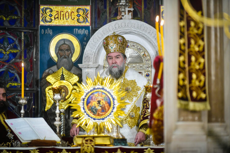 «Ο Θεός επί γης σήμερον και ο άνθρωπος εις ουρανούς!»