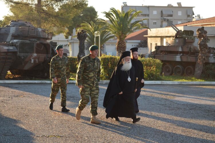 Επίσκεψη του Μητροπολίτου Δημητριάδος στο Στρατόπεδο «Γεωργούλα»